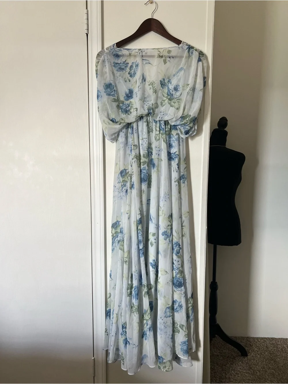 Abercrombie Floral Maxi Dress Size XS Cottagecore Romantic
